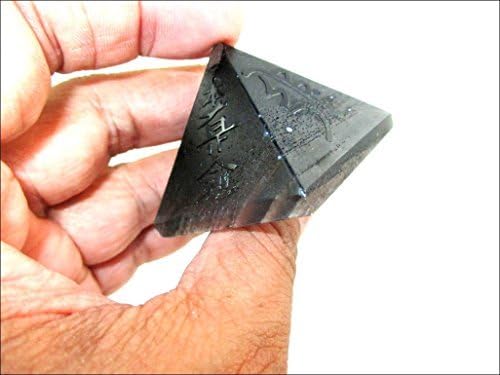 סילון USUI בלח את הפירמידה הפירמידה האובסידיאנית אבן הודו קריסטל רייקי בעבודת יד בגודל 1.5 אינץ 'בערך. אבן חן ++ 40 עמודים סילון סילון